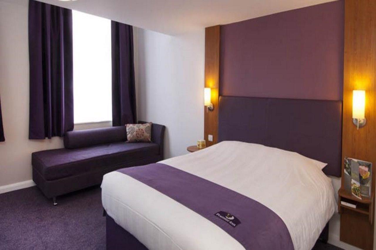 Premier Inn Bolton Stadium Arena Exterior photo
