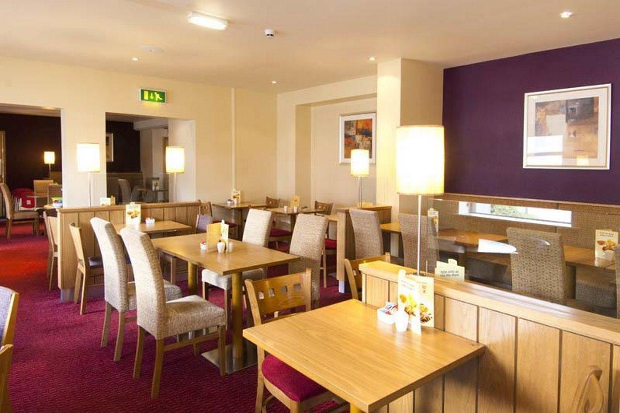 Premier Inn Bolton Stadium Arena Exterior photo