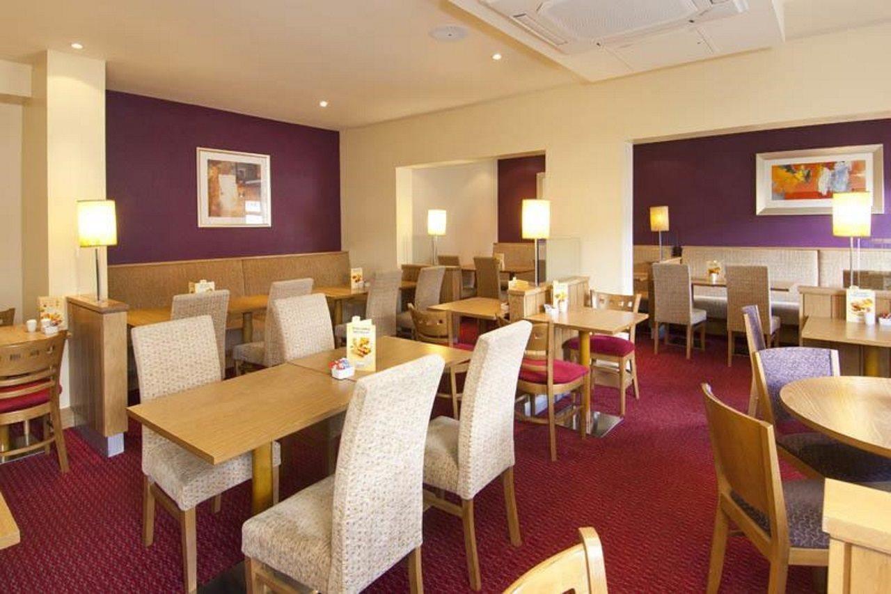 Premier Inn Bolton Stadium Arena Exterior photo